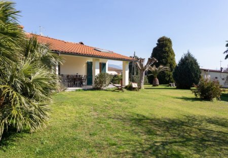 Villa in Pietrasanta, Italy