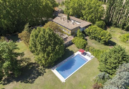 Chateau in L'Isle-sur-la-Sorgue, the South of France