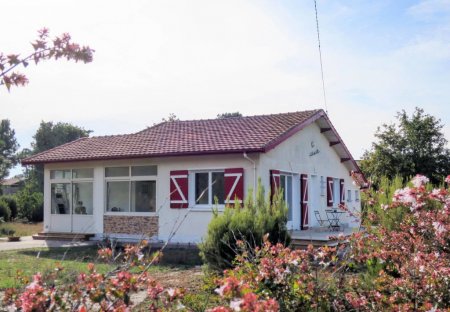 House in Vendays-Montalivet, France
