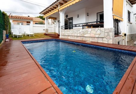 Villa in Segur de Calafell, Spain