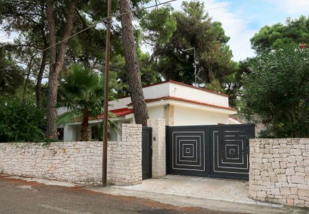 Villa in Castellaneta Marina, Italy