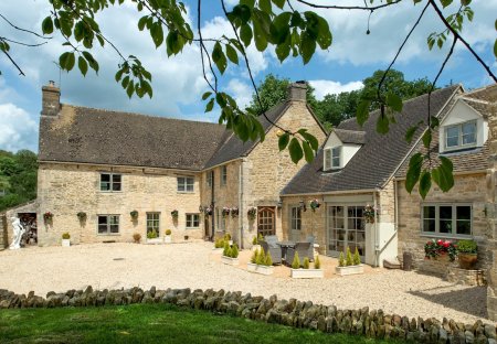 Cottage in Chalford, England
