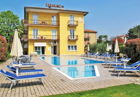 Apartment in Bardolino, Italy