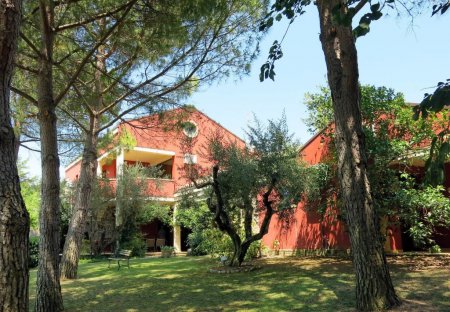 Villa in Spoltore, Italy