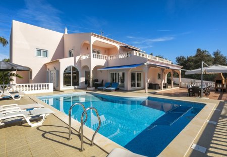 Villa in Estômbar, Algarve