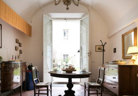 Apartment in Pisa, Italy
