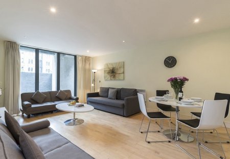 Apartment in Grange, London