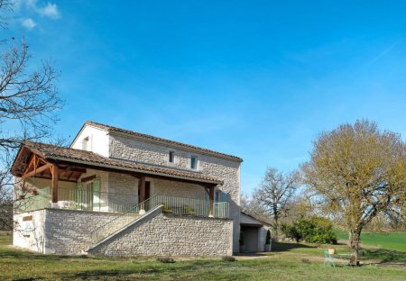 Villa in Lalbenque, the South of France