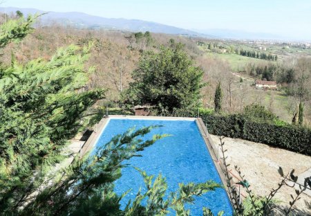 Villa in Pistoia, Italy