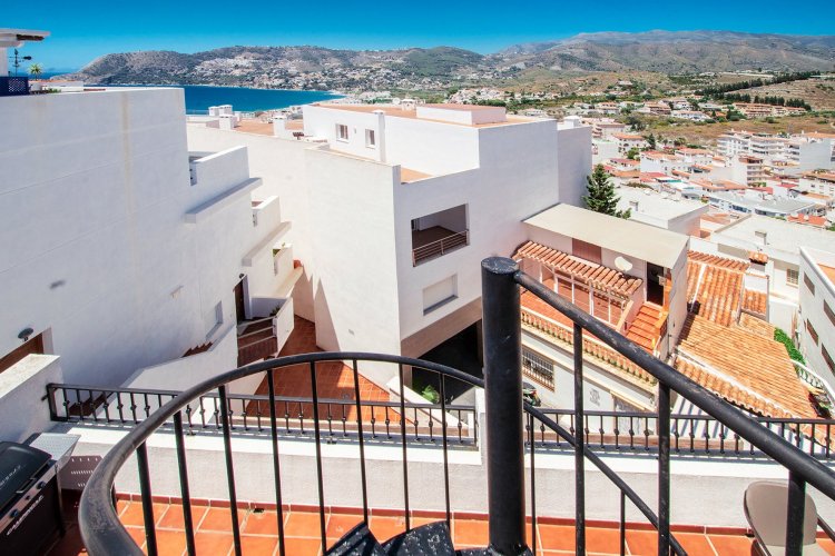 Apartment to rent in La Herradura, Spain near beach 295790