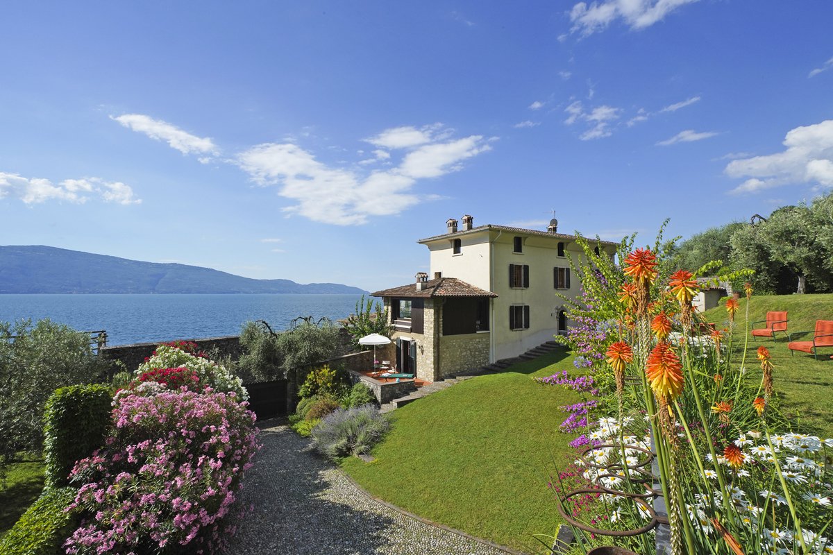 Picture of villa