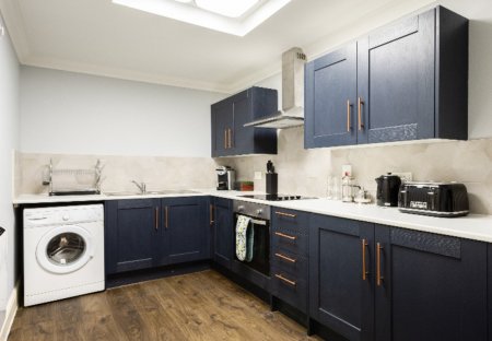 Apartment in Carfax, England