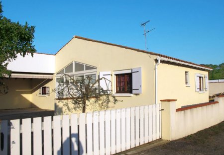 Villa in La Tranche-sur-Mer, France