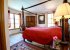 First floor: Bedroom 4: Bedroom with Queen size bed (160cm x 200cm).