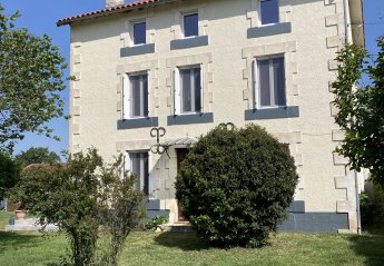 Villa in France, La Chapelle-Bâton