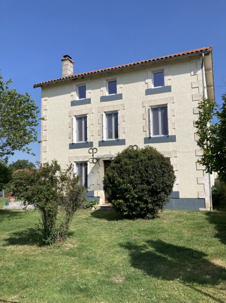 Villa in France, La Chapelle-Bâton