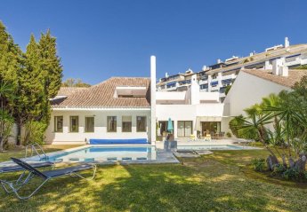 Villa in Spain, Nueva Andalucía
