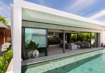 Villa in Thailand, Suratthani: 3 bedroom ocean view and beach front villa at Kerem Villas. A luxur..