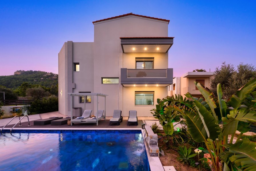 Villa in Greece, Ixia