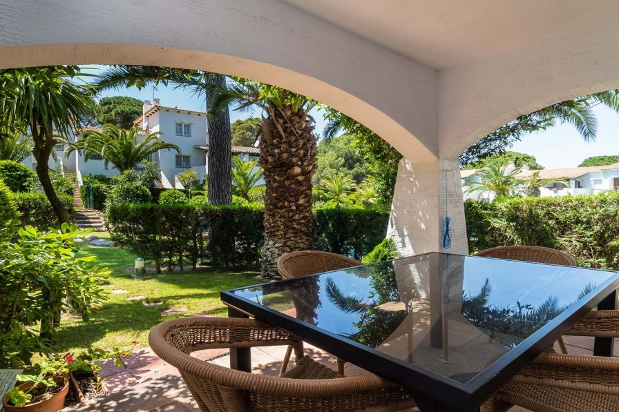 Villa in Spain, Palsmar