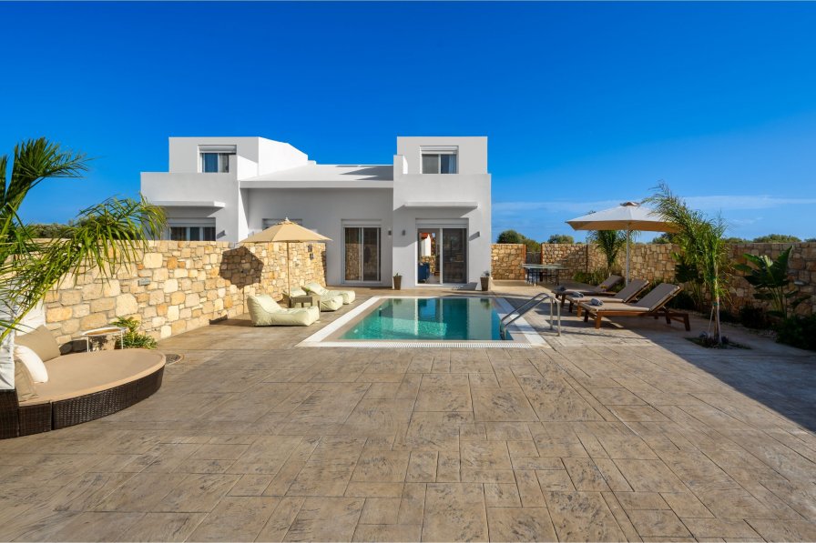 Villa in Greece, Gennadi