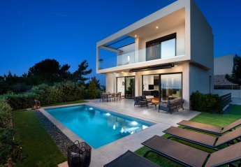 Villa in Greece, Ixia