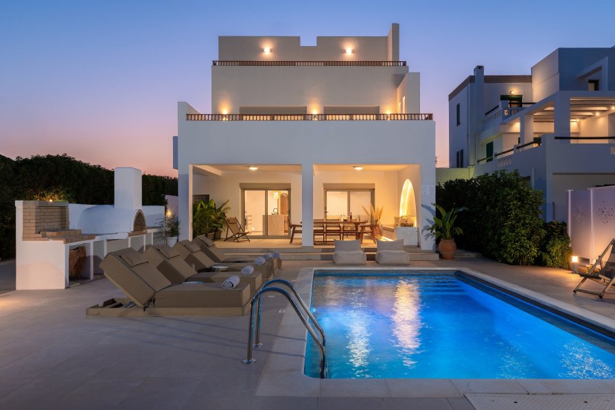 Villa in Greece, Gennadi