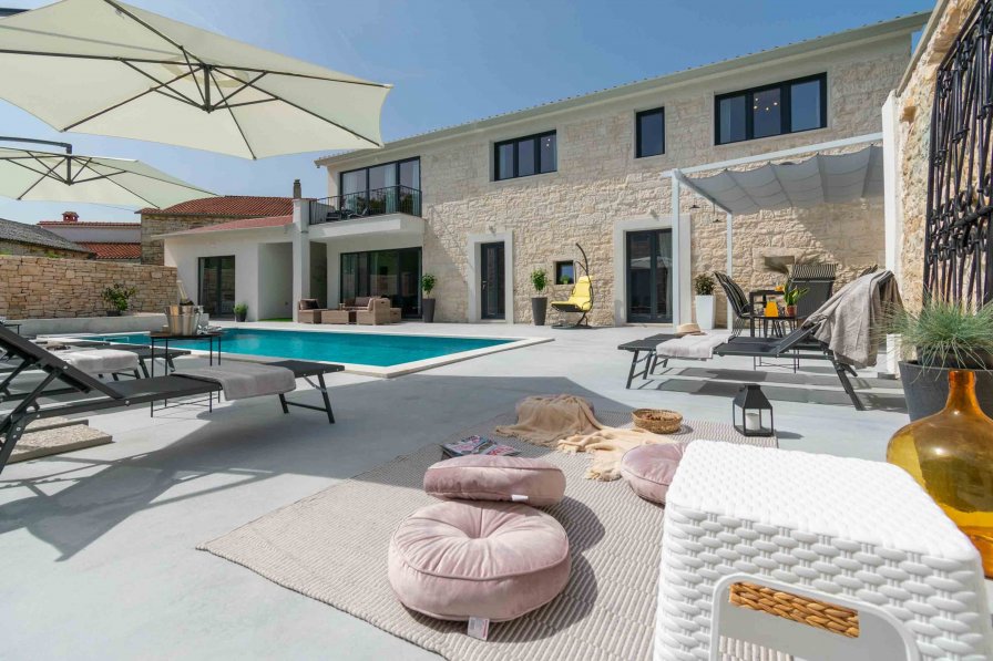 Villa in Croatia, Kringa