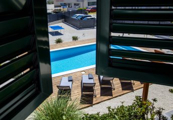 Villa in Croatia, Seget Donji
