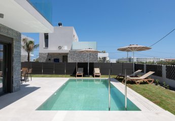 Villa in Greece, Afantou