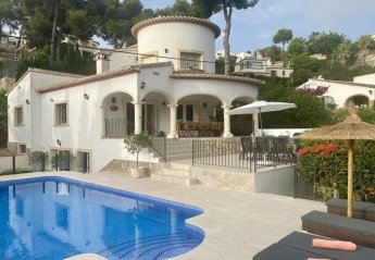 Villa in Spain, Tosalet