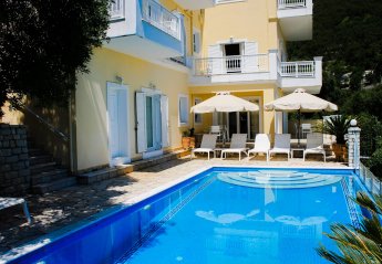 Villa in Greece, Kalami