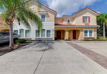 Town House in USA, Solterra