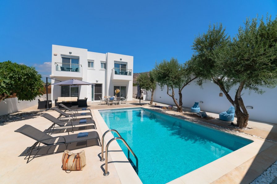 Villa in Greece, Pefkos