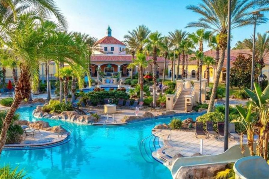 Town house in USA, Regal Palms