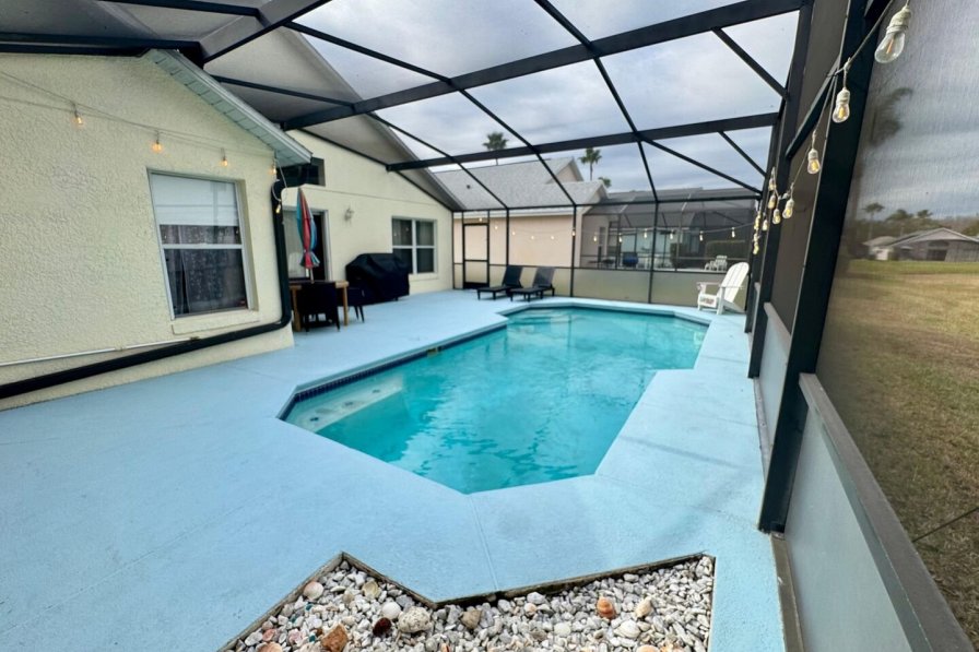House in USA, Lake Berkley