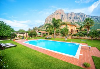Villas In Palermo Province Clickstay Holiday Rentals