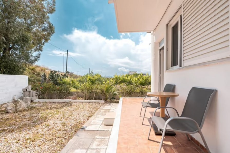 Studio apartment in Greece, Ladiko