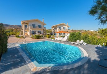 Villa in Greece, Gennadi