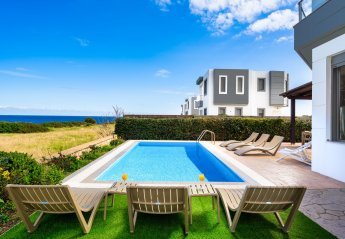 Villa in Greece, Lahania