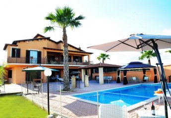 Villa in Italy, Favara