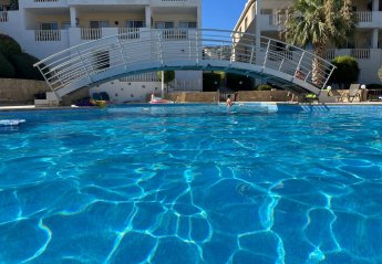 Apartment in Cyprus, Peyia