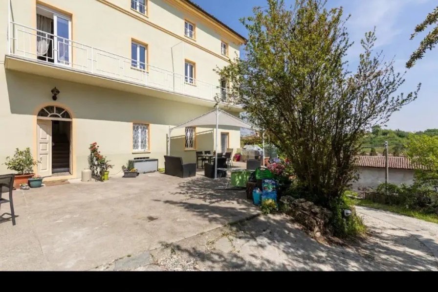 Village house in Italy, Fubine