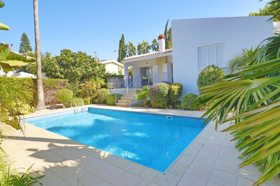 Bungalow in Cyprus, Coral Bay Centre