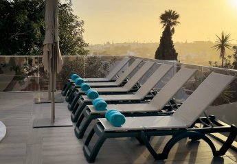 Villa in Portugal, Patroves