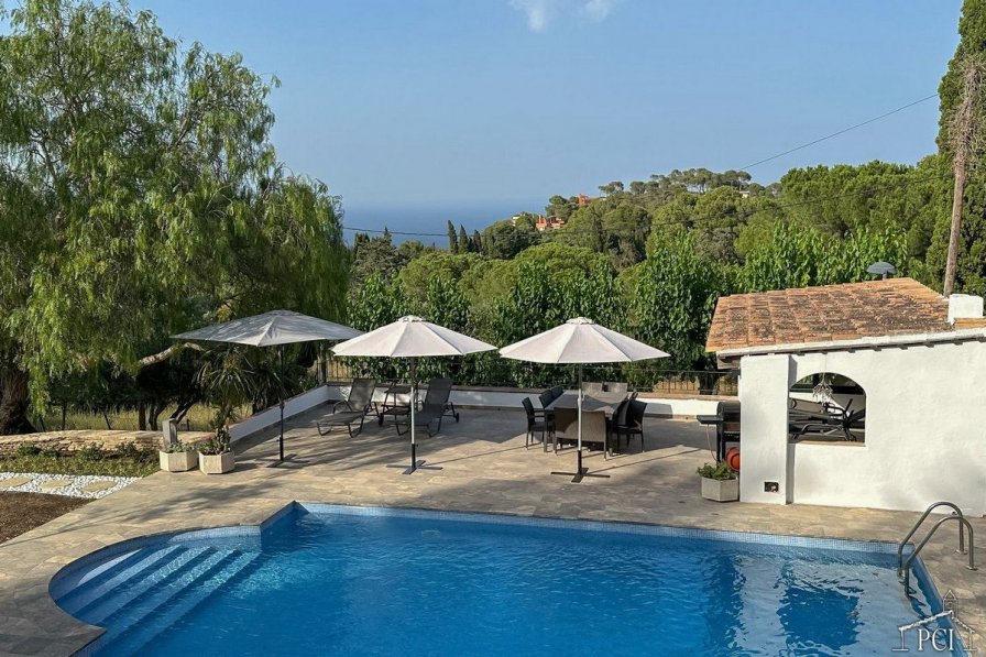 Village house in Spain, Urbanització Mas Prats