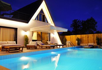 Villa in Turkey, Uzumlu