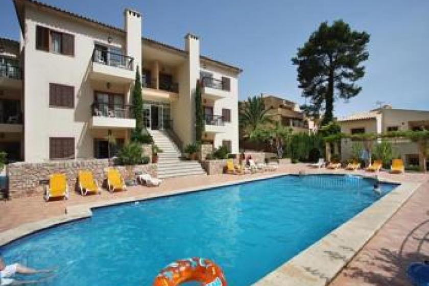 Tall Pines 1 bedroomed apartment