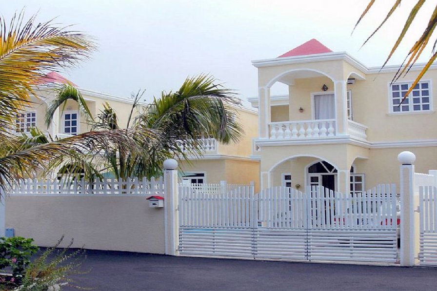 Villa to rent in Pereybere, Mauritius with private pool 63909