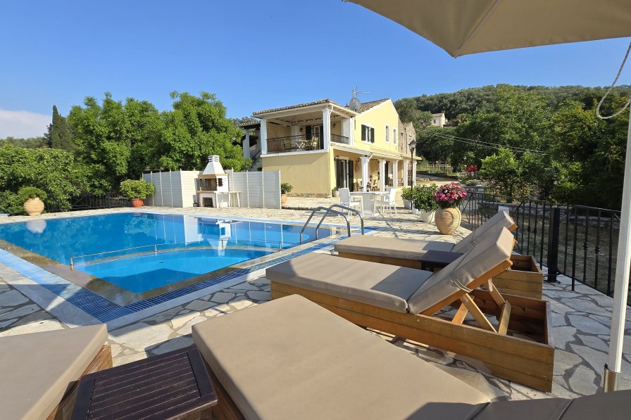 Cottage in Greece, Kassiopi